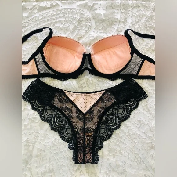 Women’s Sexy Lingerie Set - Picture 3 of 8